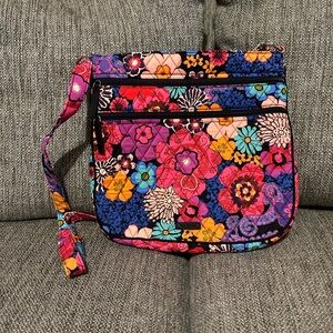 Vera Bradley large crossbody